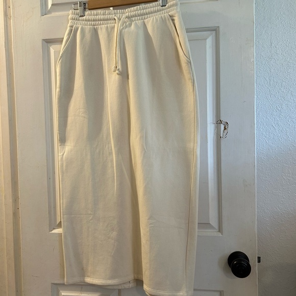Zara Dresses & Skirts - Zara Cream Midi Skirt